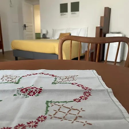 بيت ضيافة La Romantique نابولي