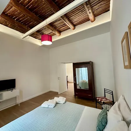 La Romantique Konukevi 4*